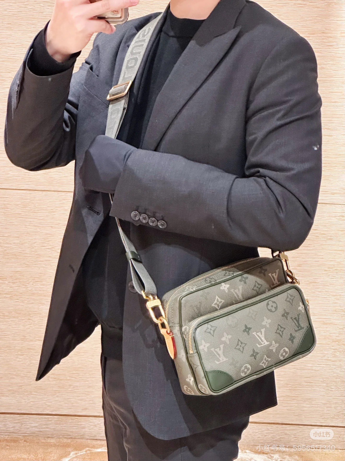 2026124173318486 270